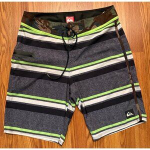 Quiksilver Board Shorts Mens 31 9" Stripe Swim Trunks Camo Waist
